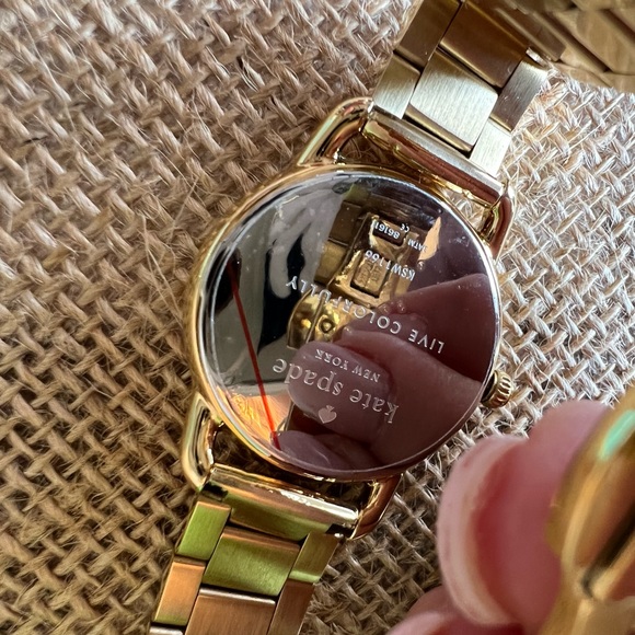 KATE SPADE WATCH - Picture 3 of 5